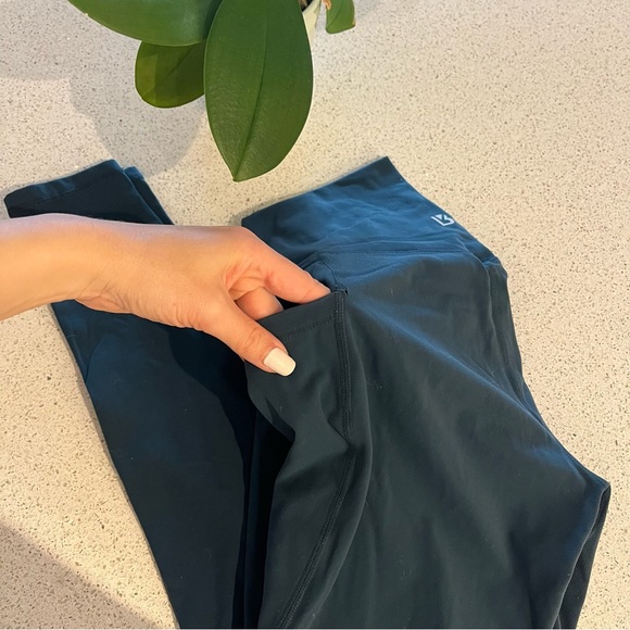 BuffBunny Sz S Rosa Pocket Leggings in Teal Me More Size Small - Picture 12 of 16